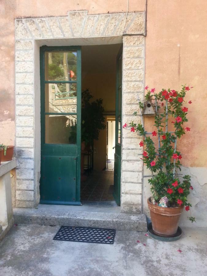 Via Cavasola Appartement Finale Ligure Buitenkant foto